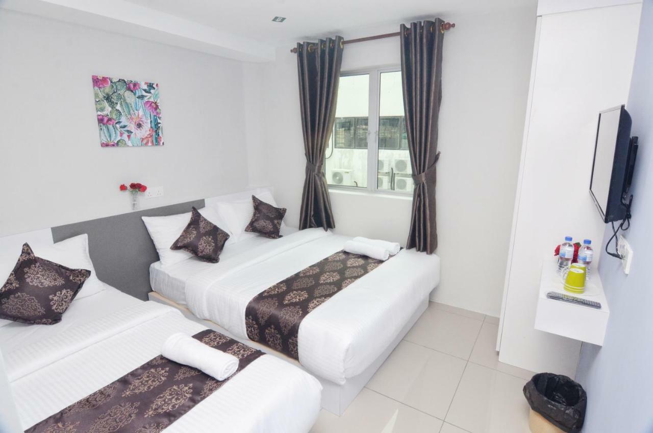 K Vila Hotel Sungai Petani Exterior photo